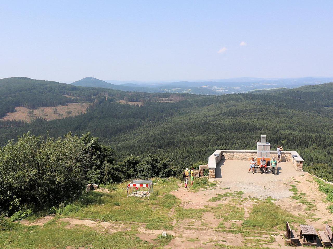 Květinové apartmány u Jordů Marenice Exterior foto